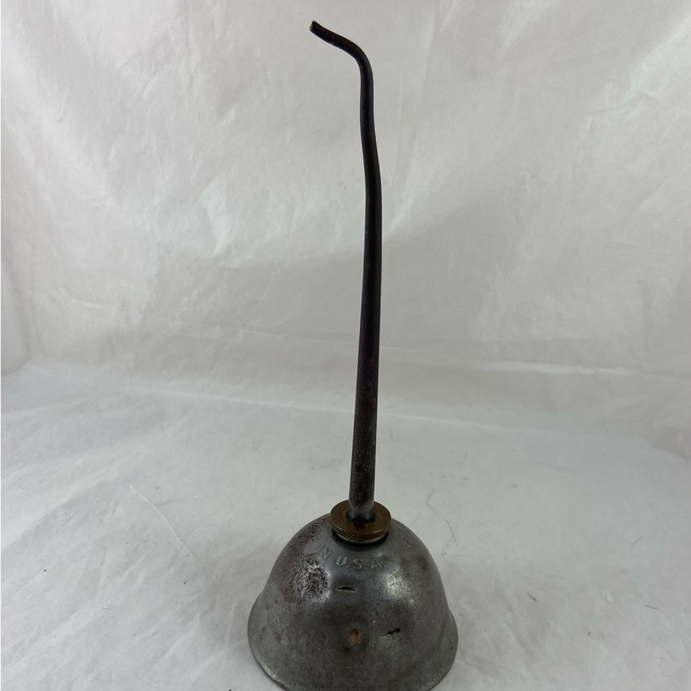 Vintage Eagle Thumb Pump Oil Can Bent Spout Made In USA 10.5” Tall x 4 1/8” Wide